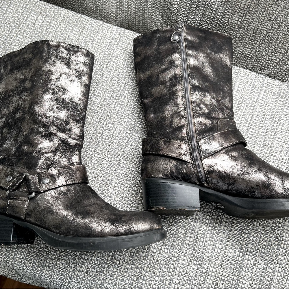 Boots Vera Wang Simply Vera